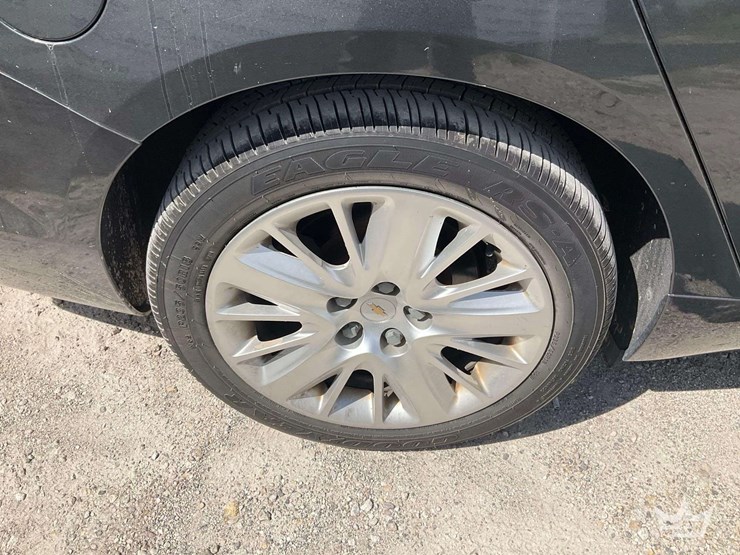 2018-chevrolet-impala-sedan-image-23
