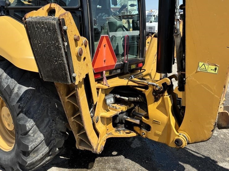 2008-caterpillar-430e-image-12
