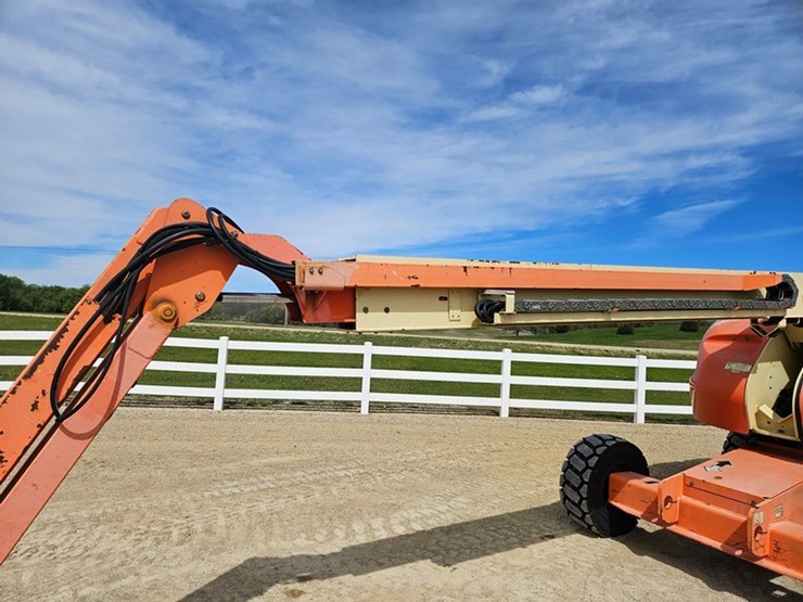#89-•-jlg-460si-basket-lift-image-23