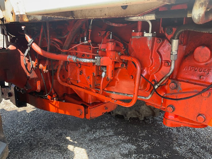 #5506-•-case-1570-agri-king-tractor-image-24