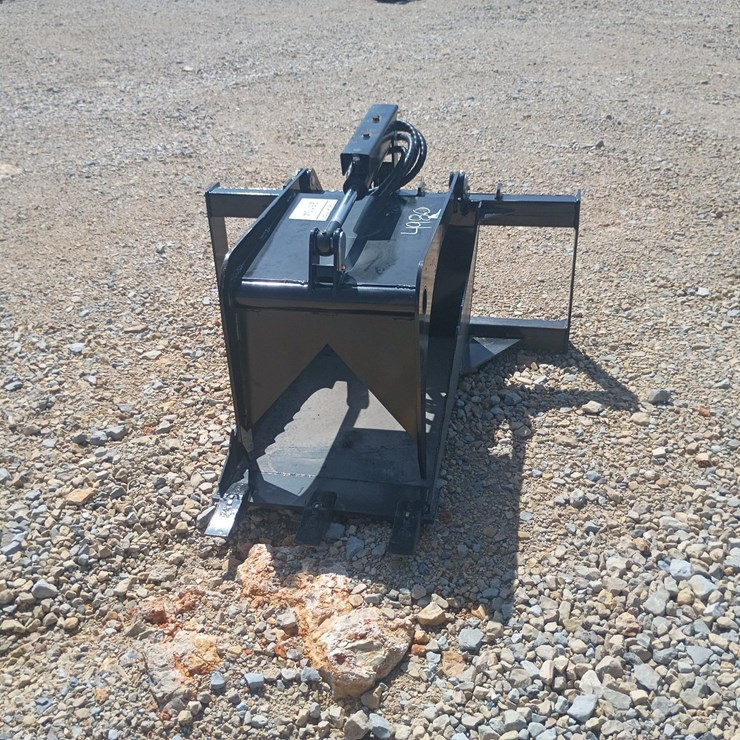 #26134 • GIYI Stump Grapple Skid Steer Attachment