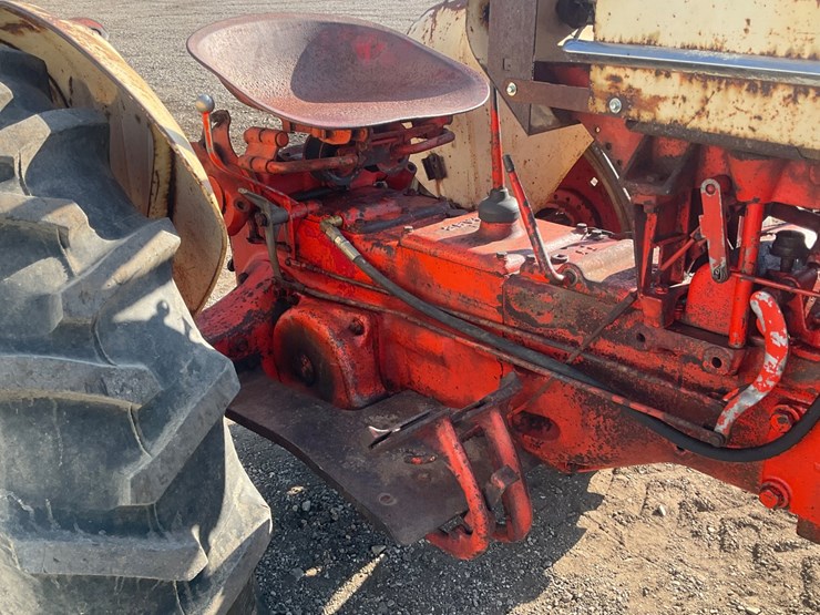 #6068-•-1958-case-211-b-tractor-image-14