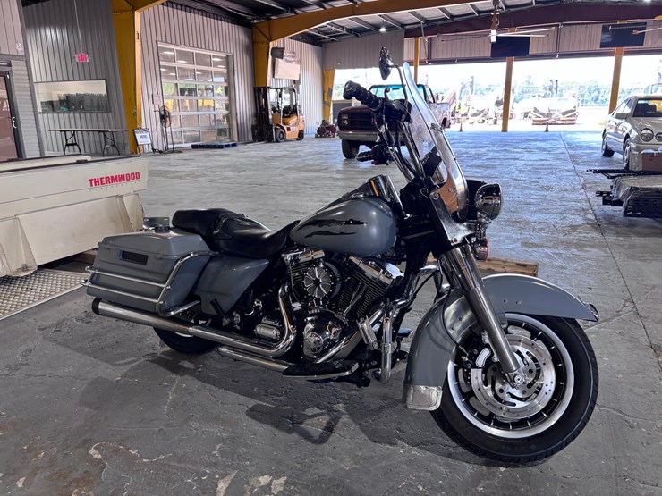 #35367-•-2004-harley-roadking-image-2