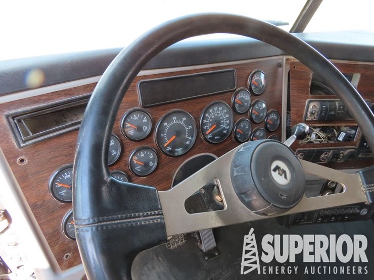 2015-western-star-4900-image-8