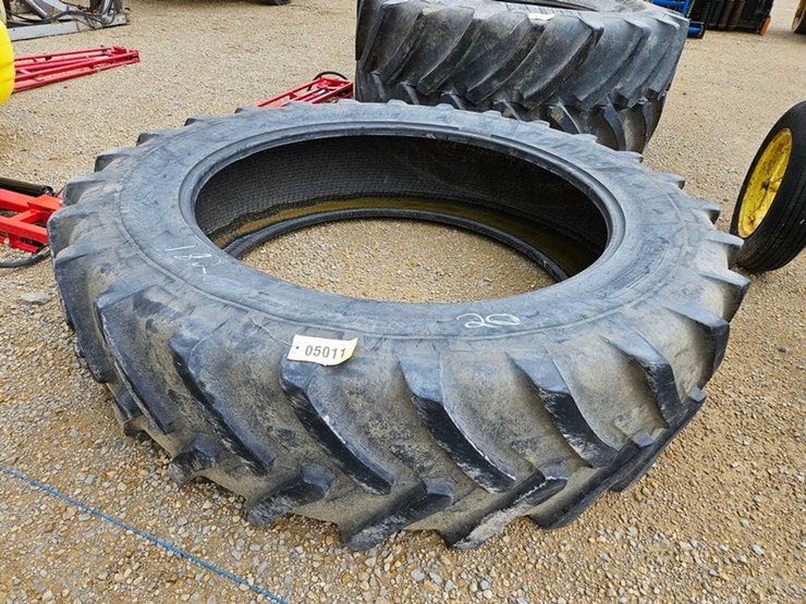 #105-•-michelin-480/80r50-tire-image-1