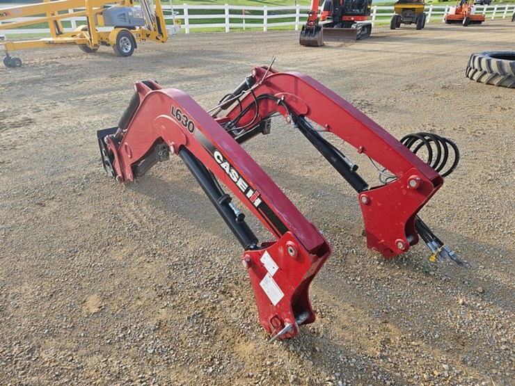 case-ih-l630-image-3