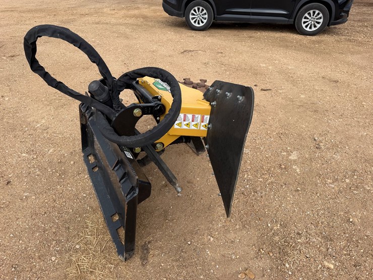 #102-•-diamond-mowers-dsg24c-skid-steer-stump-grinder-attachment-image-4
