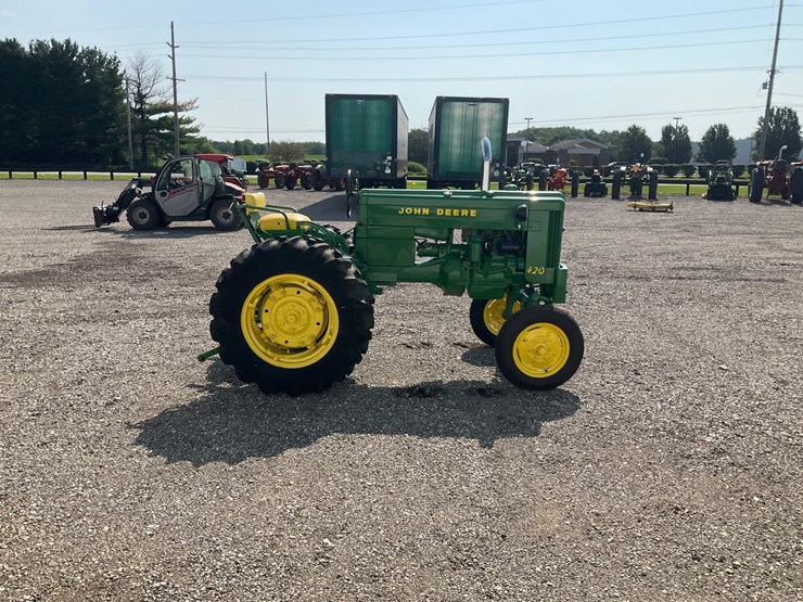 1956-john-deere-420-image-6