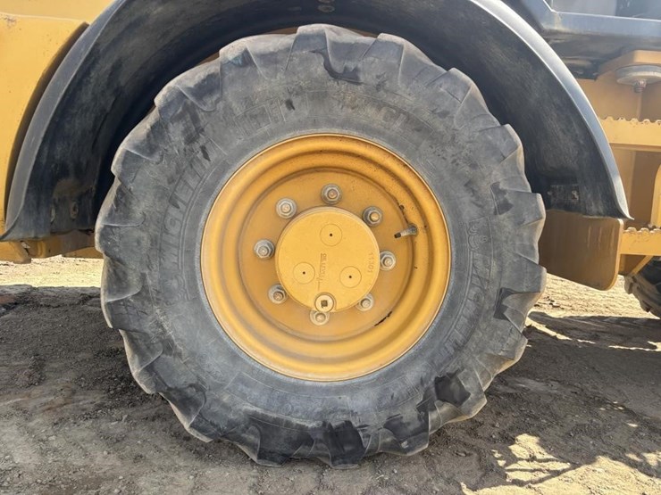 2014-caterpillar-907h2-image-17