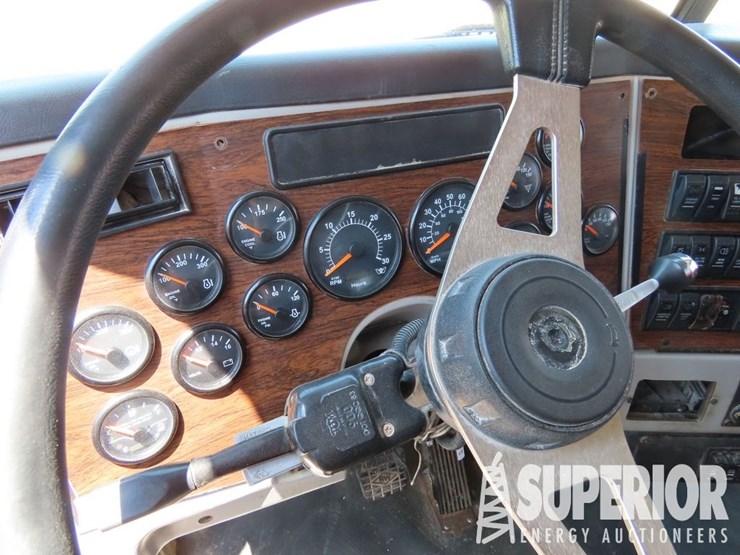 2015-western-star-4900-image-9