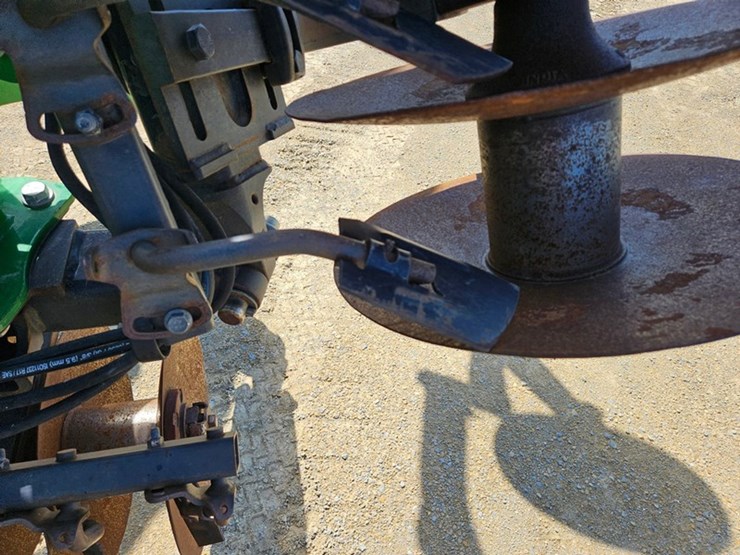 john-deere-2623vt-image-43