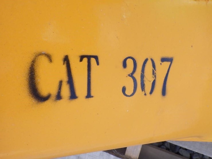 caterpillar-307-image-5