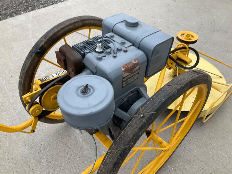 #5008-•-bachtold-fence-row-king-walk-behind-rotary-mower-image-9