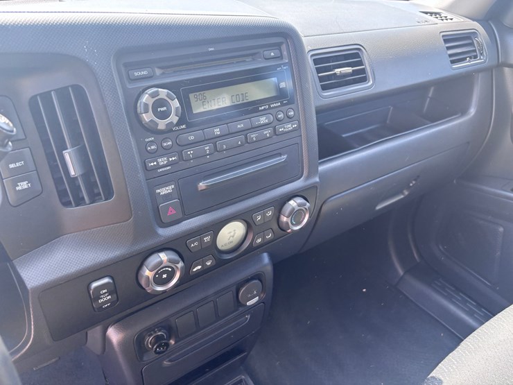 2013-honda-ridgeline-image-9