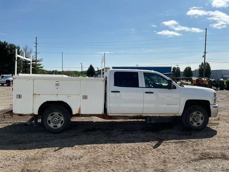 2016-chevrolet-silverado-2500-image-6