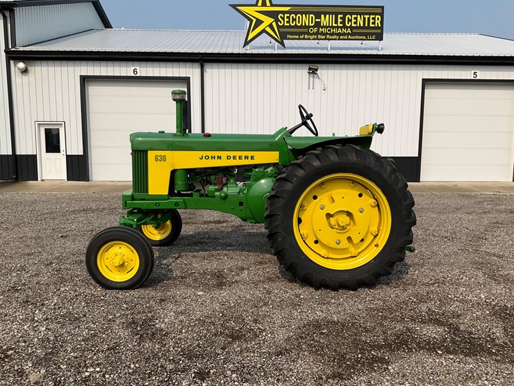 1959-john-deere-630-image-2