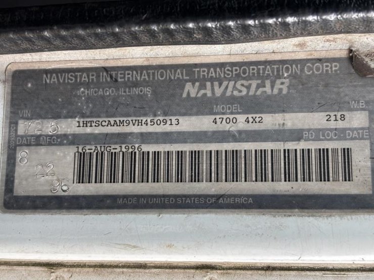 1997-international-4700-image-38