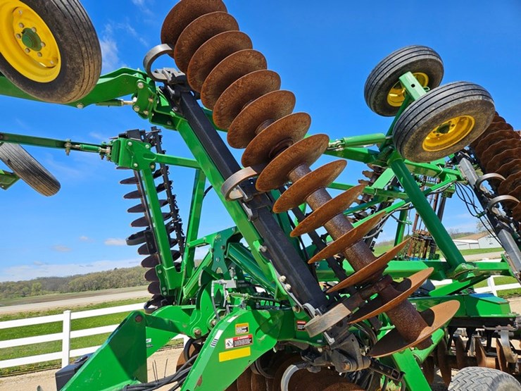 john-deere-2623vt-image-57