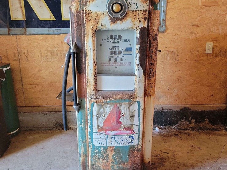 gas-pump-image-1