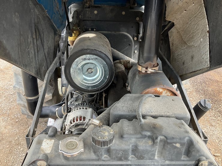 new-holland-ts100-image-63