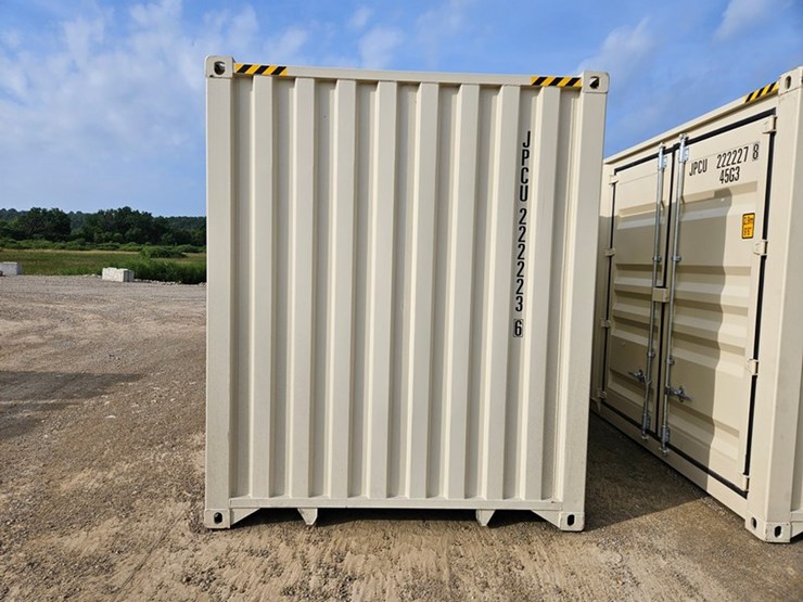 #66-•-40'-one-trip-container-image-4