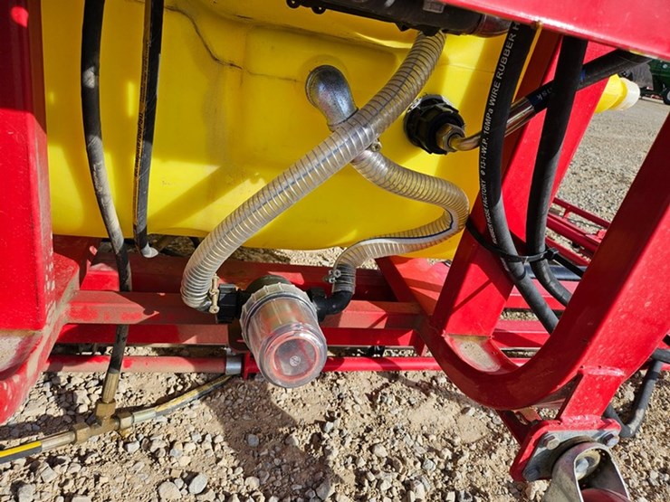 #113-•-3-pt-sprayer-image-24