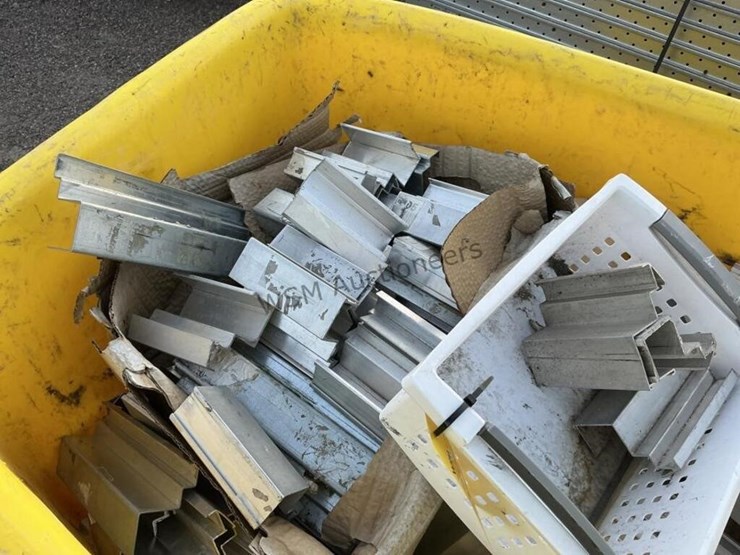 tub-of-asst-brackets-image-4