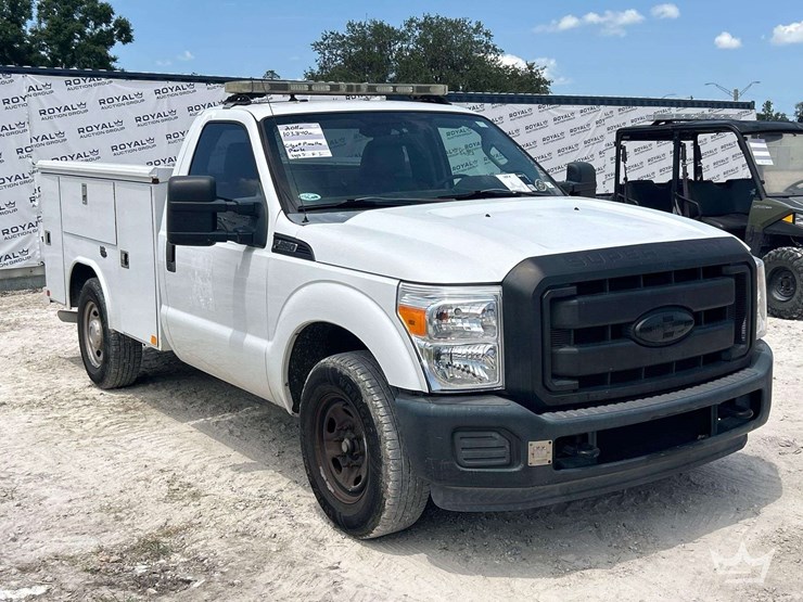 2011-ford-f350-image-2