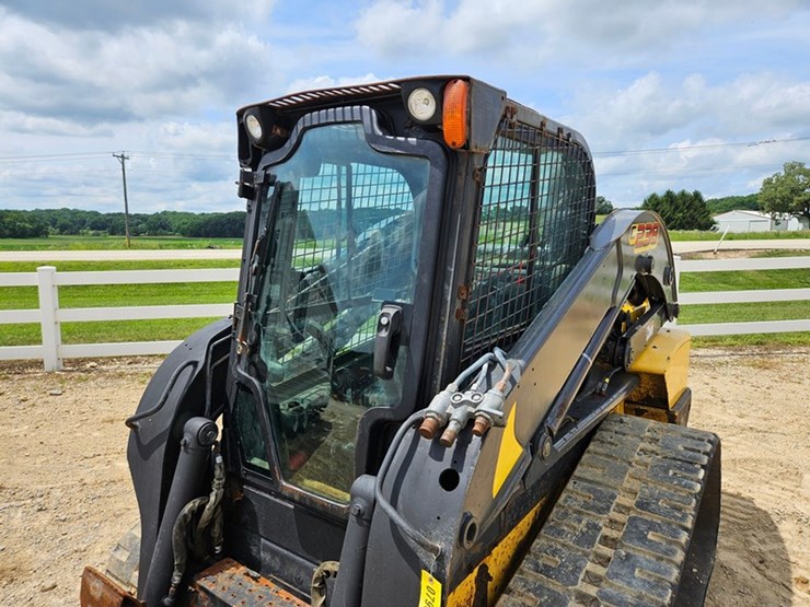 new-holland-c238-image-20