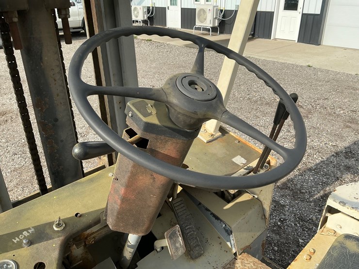 #1350-•-allis-chalmers-acc-120-ps-forklift-image-13