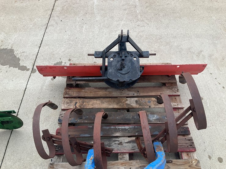 #6050-•-tri-tractor-mfg.-co.-tractor-image-33