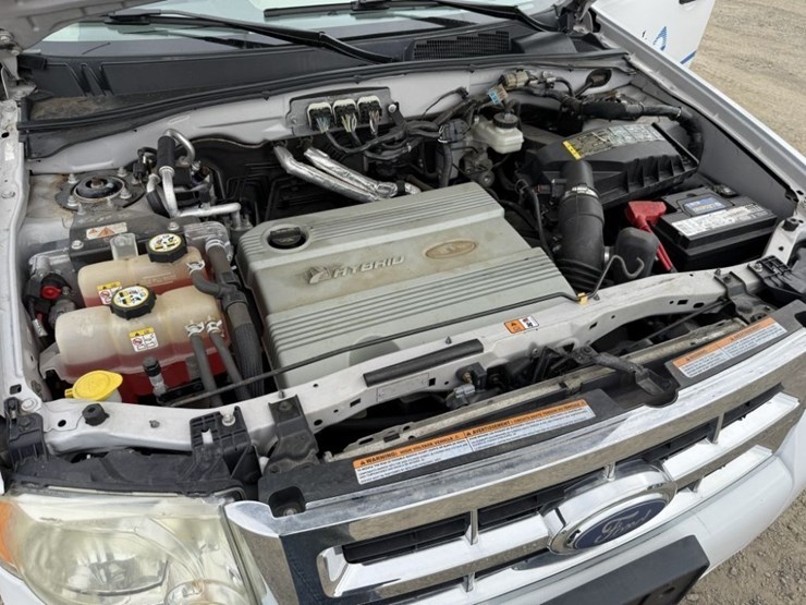 2008-ford-escape-image-15