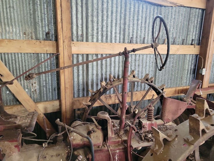 farmall-h-image-4