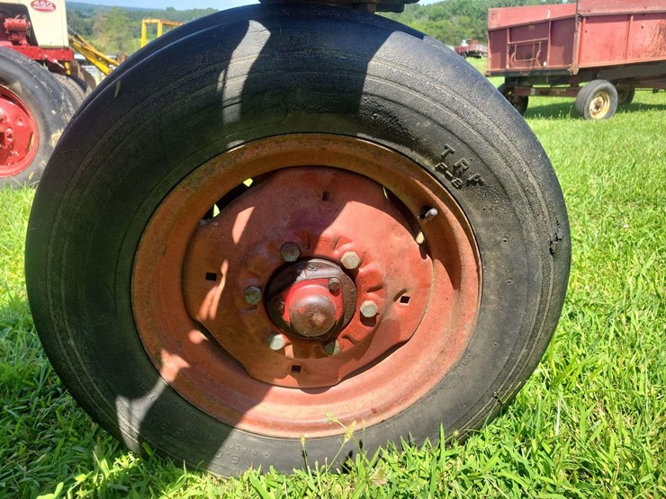 1968-farmall-656-gas-image-10