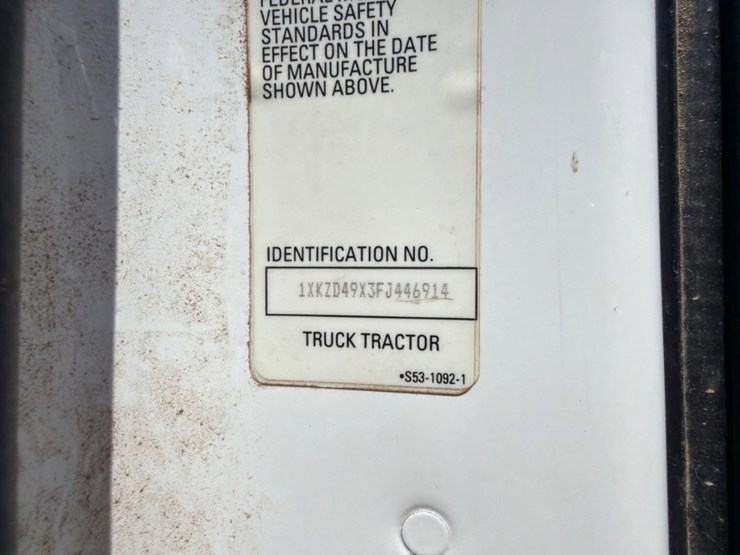 2015-kenworth-t880-image-15
