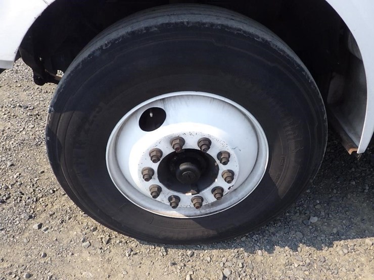 2015-ford-f750-image-13
