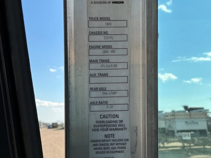 2013-kenworth-t800-image-40