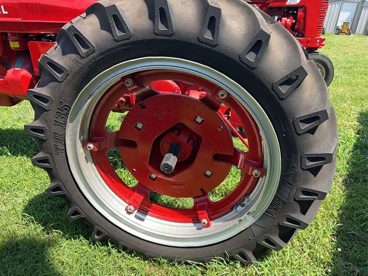 1939-farmall-h-distillate-image-21