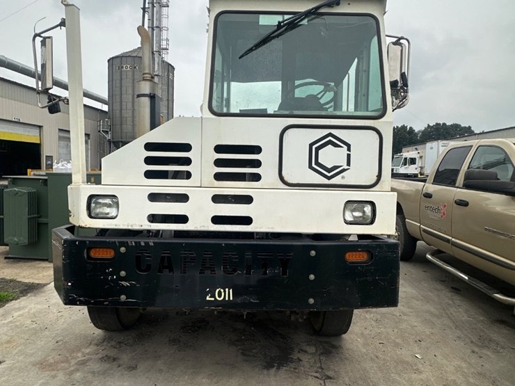 2011-capacity-tj5000-image-23