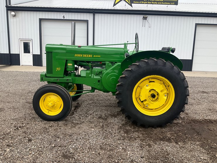 1955-john-deere-70-image-2