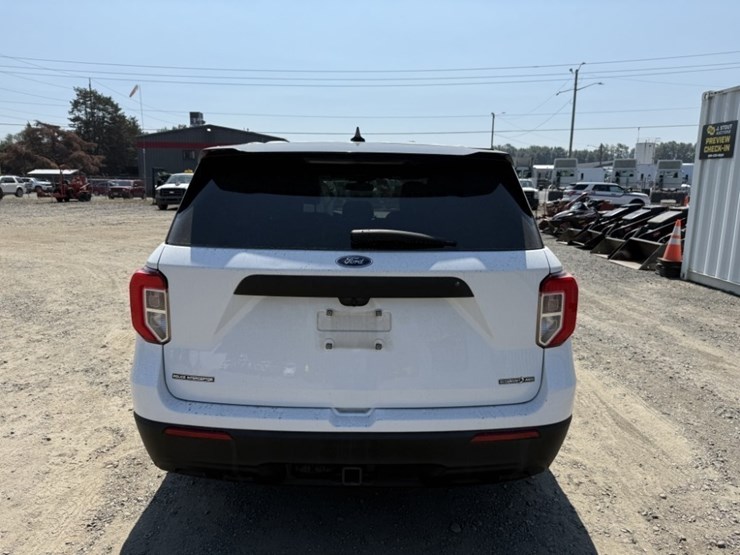 2020-ford-explorer-image-5