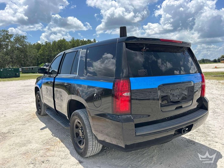 2018-chevrolet-tahoe-image-5