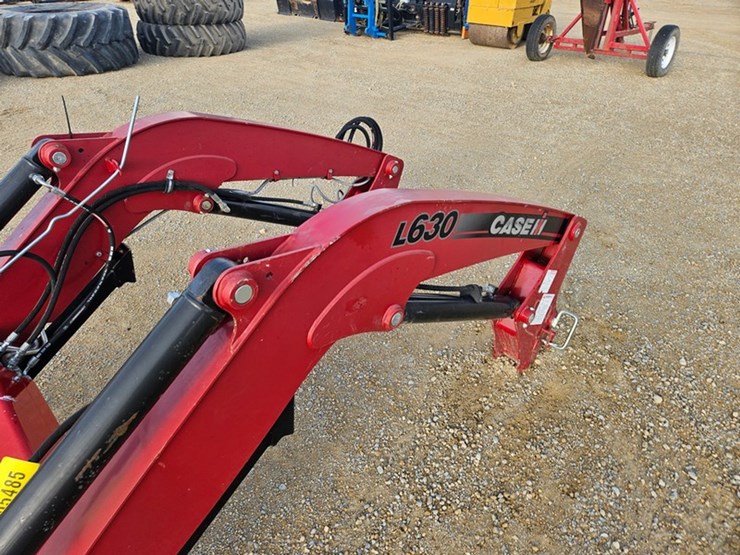 case-ih-l630-image-13