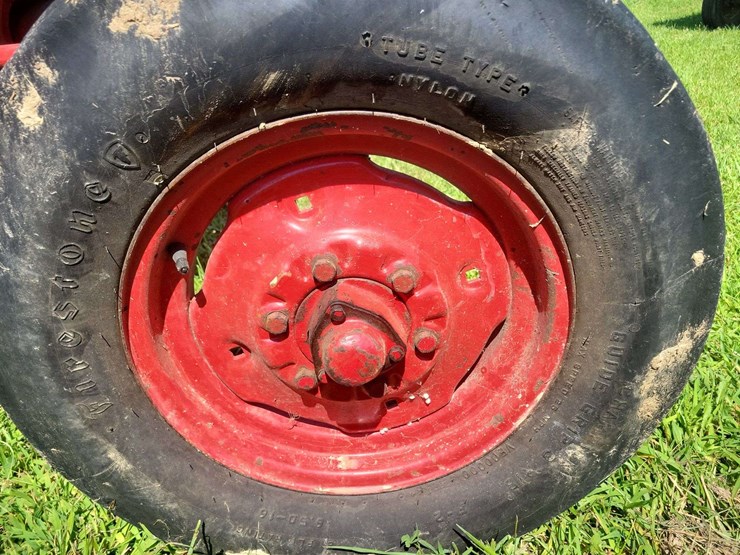 1959-farmall-560-diesel-image-9