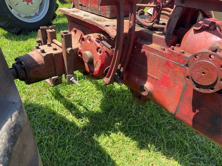 1954-farmall-super-h-image-23