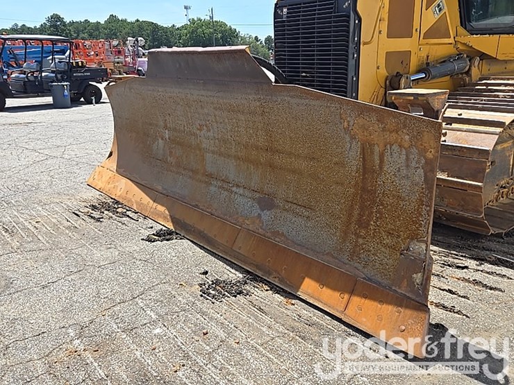 2018-deere-850k-image-16