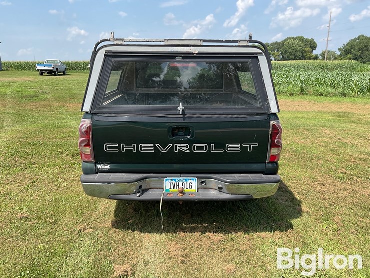 2004-chevrolet-silverado-1500-image-6