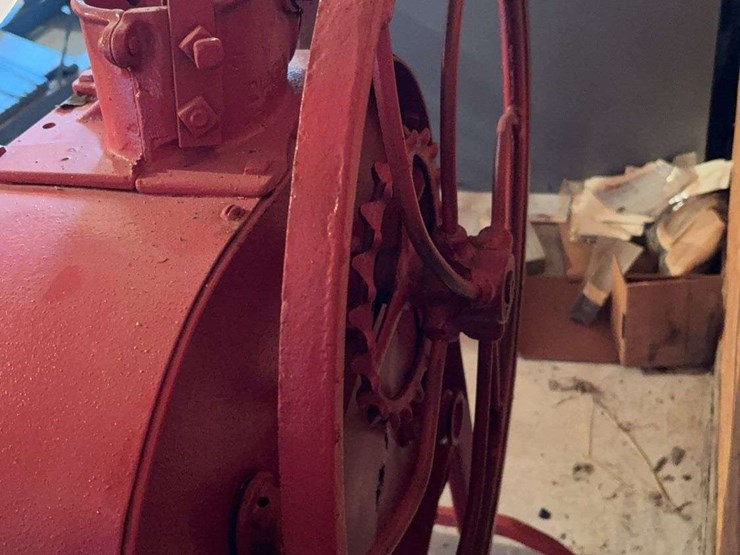 international-harvester-corn-sheller-image-5