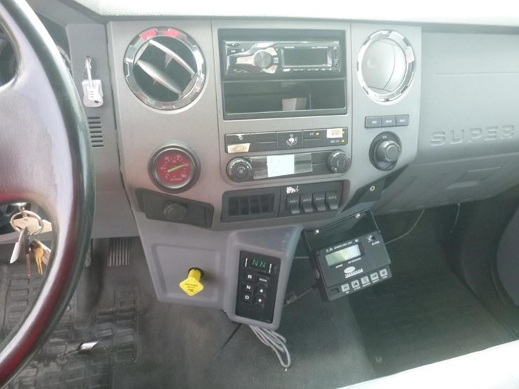 2011-ford-f750-image-20