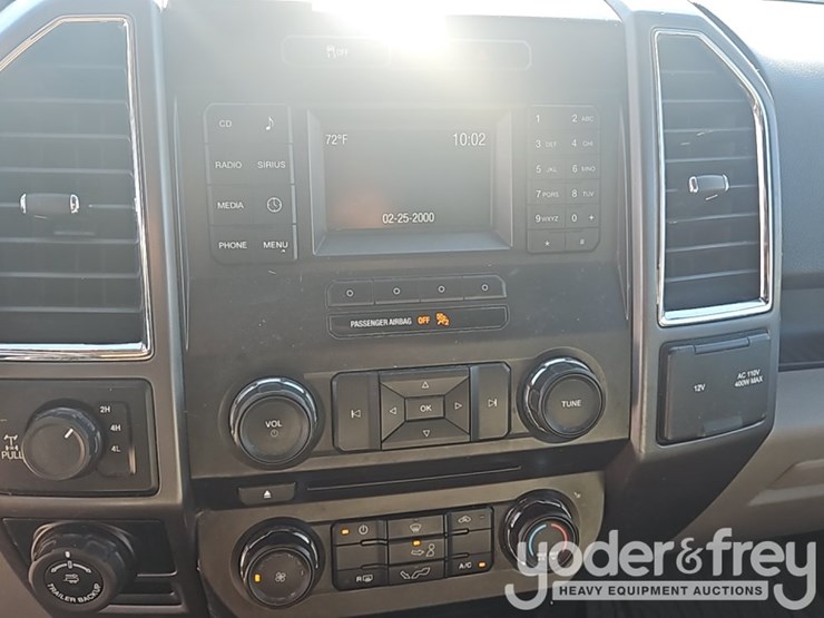 2016-ford-f150-image-40